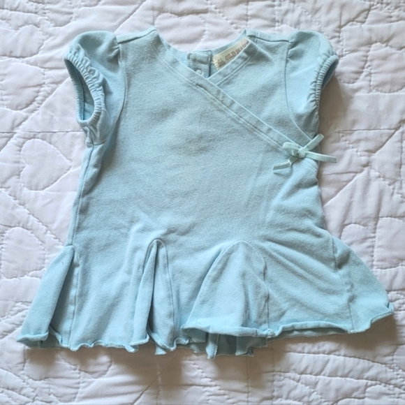 10/$20 ❄️ Old Navy Top - Picture 1 of 6